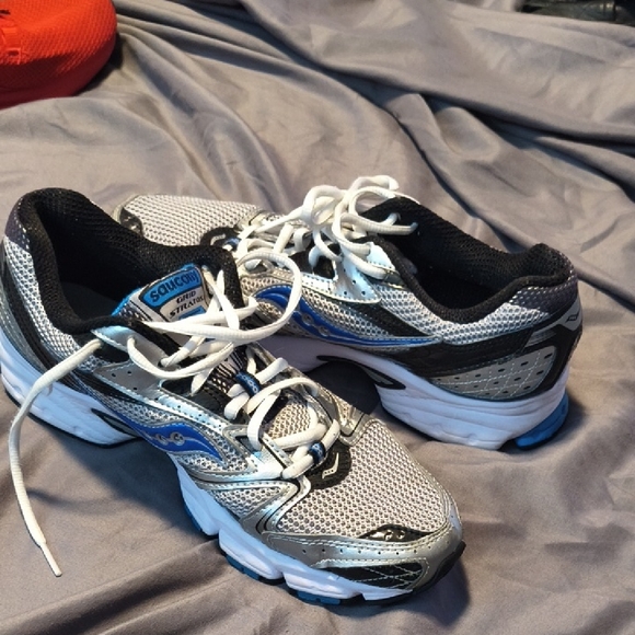 Saucony Other - Saucony Grid Stratos 5 Silver and Black Athletic Shoes